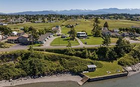 Juan de Fuca Cottages