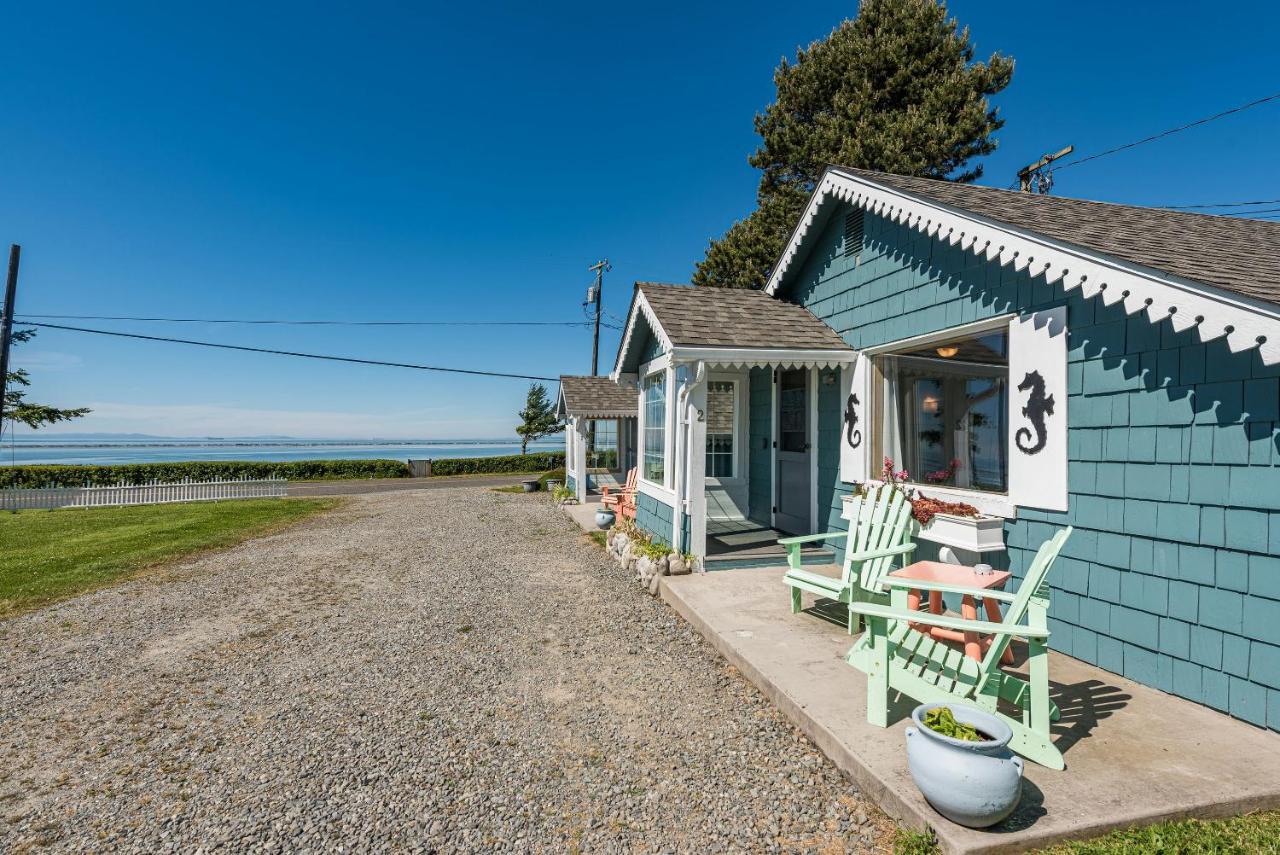 Juan De Fuca Waterfront Hotel & Cottages Sequim Exterior photo